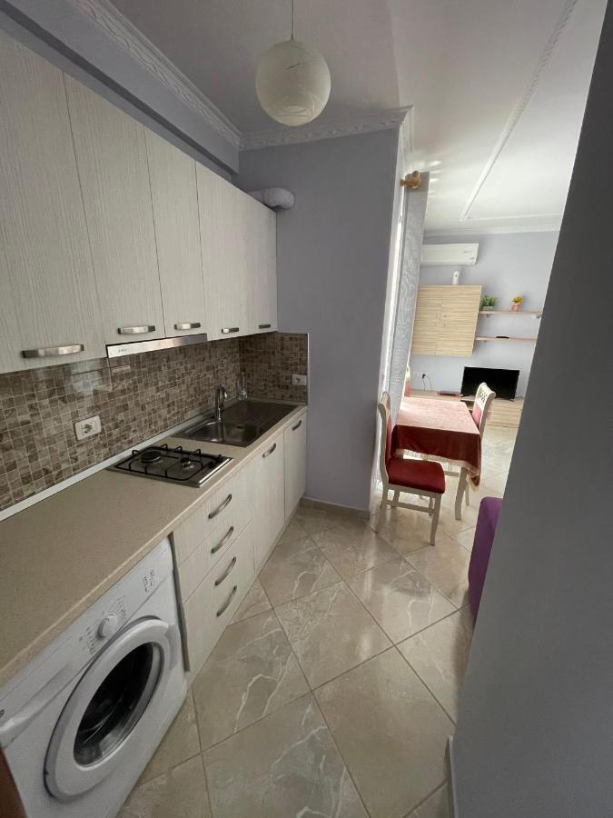 E.I.R Apartments Влёра Экстерьер фото