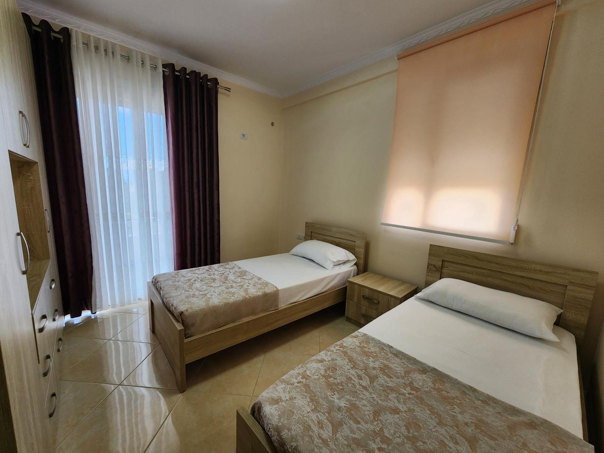 E.I.R Apartments Влёра Экстерьер фото