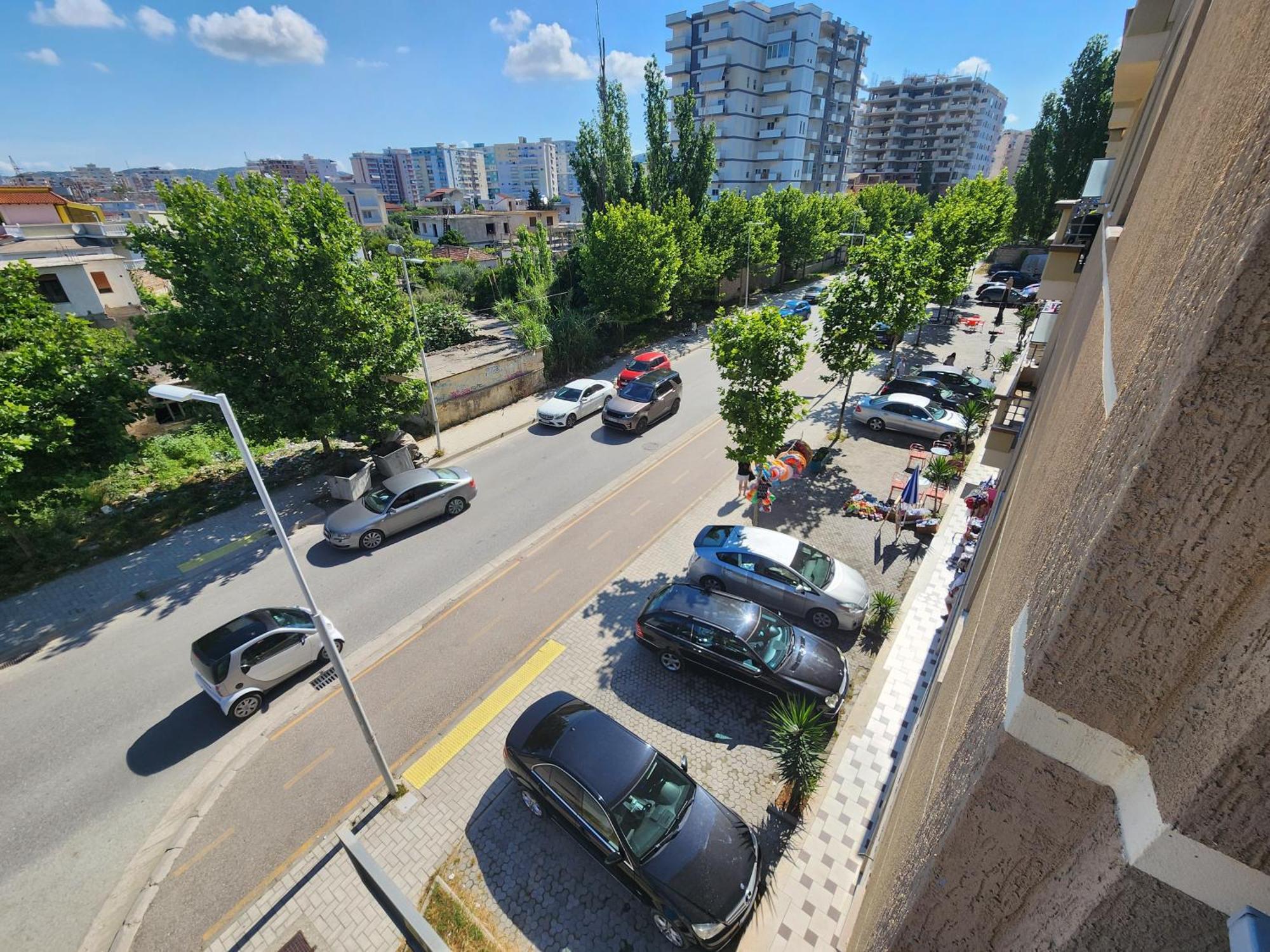 E.I.R Apartments Влёра Экстерьер фото
